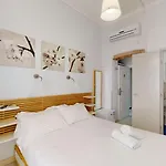 Gina מלון 3*
