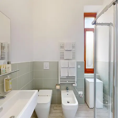 Gina 3* Finale Ligure