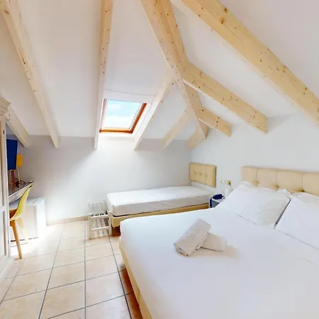 Gina Hotel 3*
