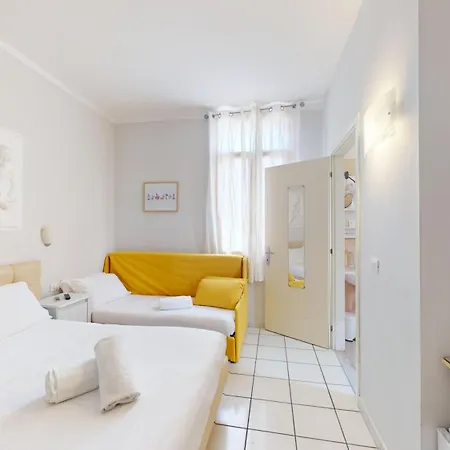 Gina Hotel 3*