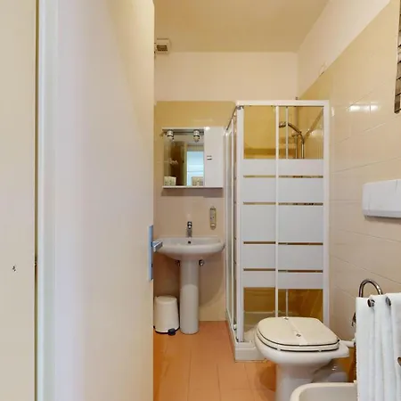 Gina Hotel
