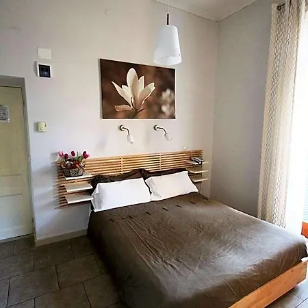 Gina Hotel