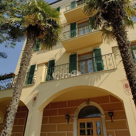 吉娜别墅 酒店 3*