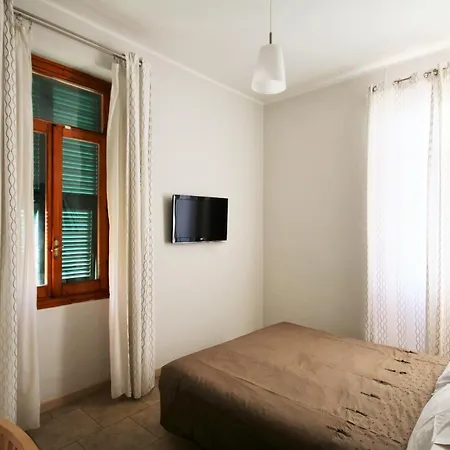 Gina Hotel Finale Ligure