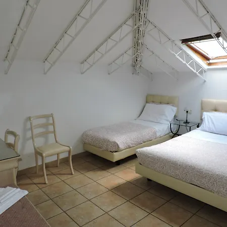 Hotel Gina