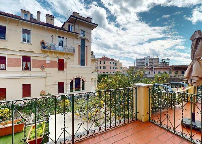 Gina 3* Finale Ligure