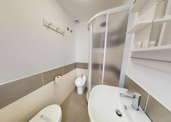 Gina 3* Finale Ligure