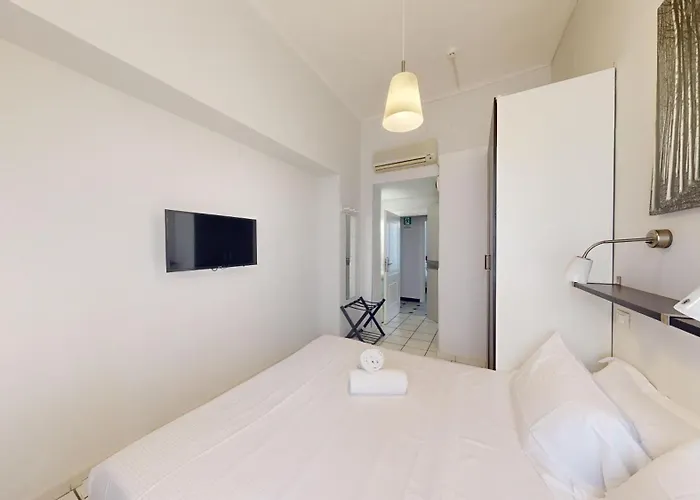 Gina Hotel Finale Ligure