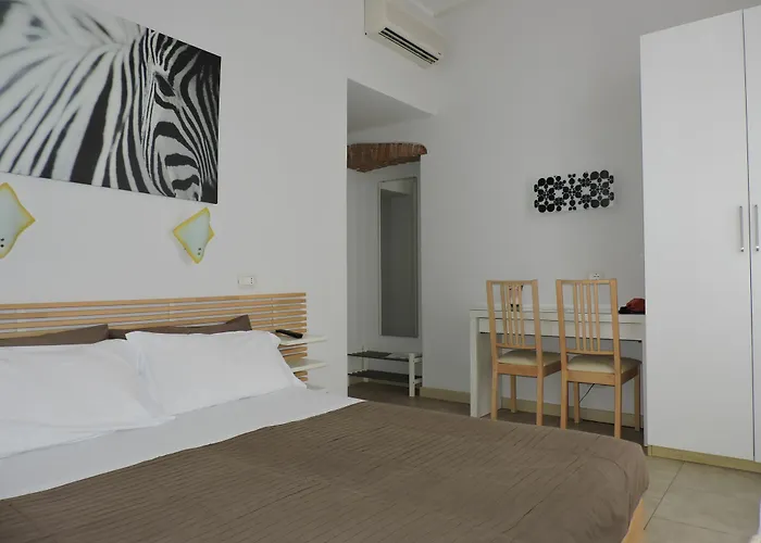 Gina 3* Finale Ligure